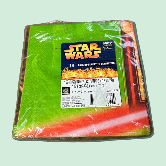 New In Package Lucas Films Star Wars Darth Vader Paper Napkins 16 Count - Picture 3 of 5